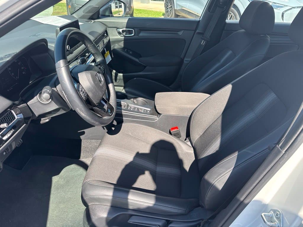 Pre-Owned 2026 Honda Civic Sport - photo - 10