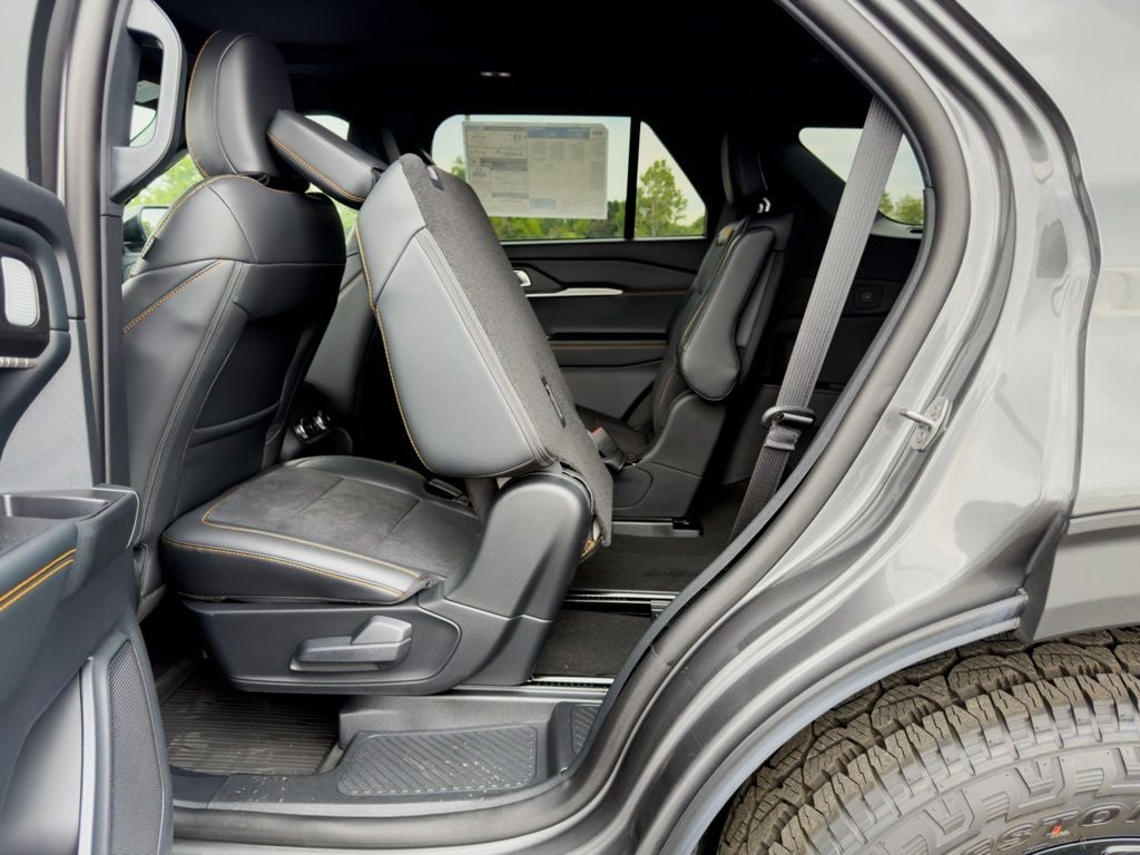 New 2026 Ford Explorer Tremor - photo - 10
