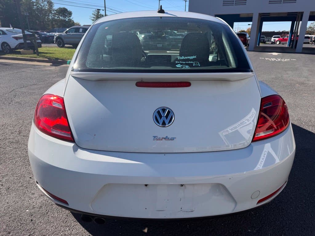 Pre-Owned 2016 Volkswagen Beetle 1.8T SEL - photo - 3