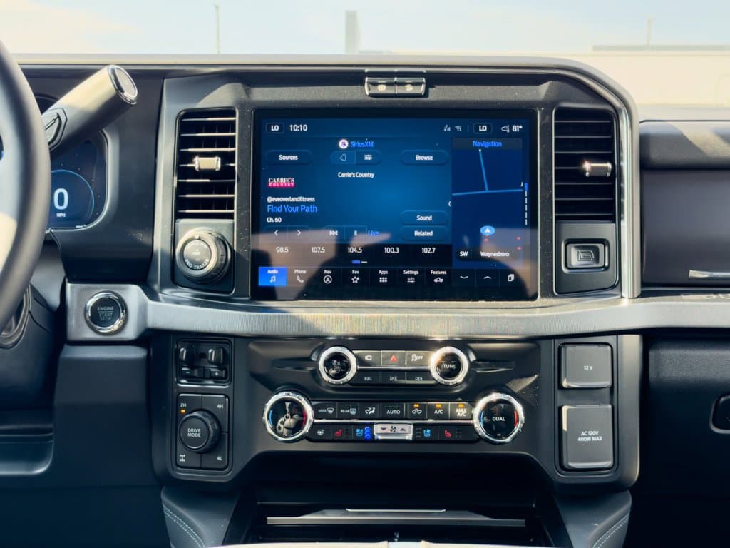 New 2026 Ford F-250SD Platinum - photo - 8