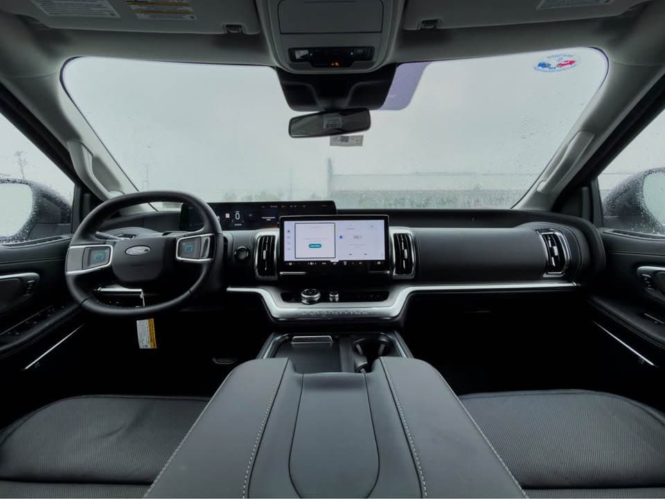 New 2027 Ford Expedition Platinum - photo - 10