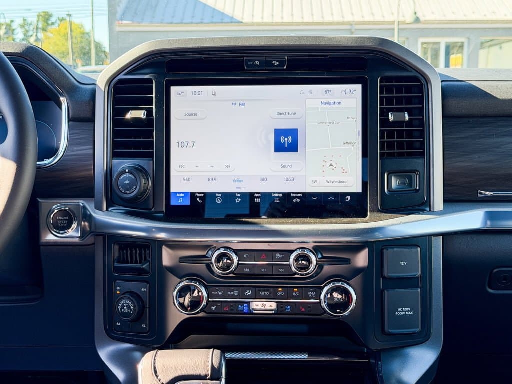 New 2026 Ford F-150 Lariat - photo - 12