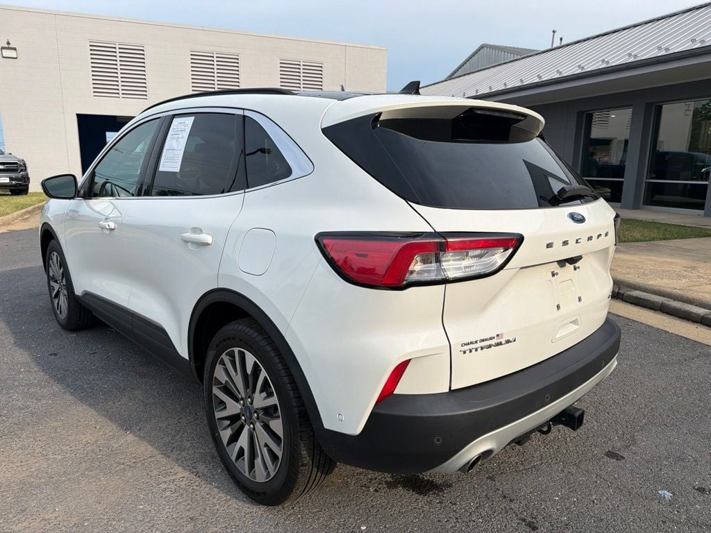 Pre-Owned 2020 Ford Escape Titanium - photo - 2