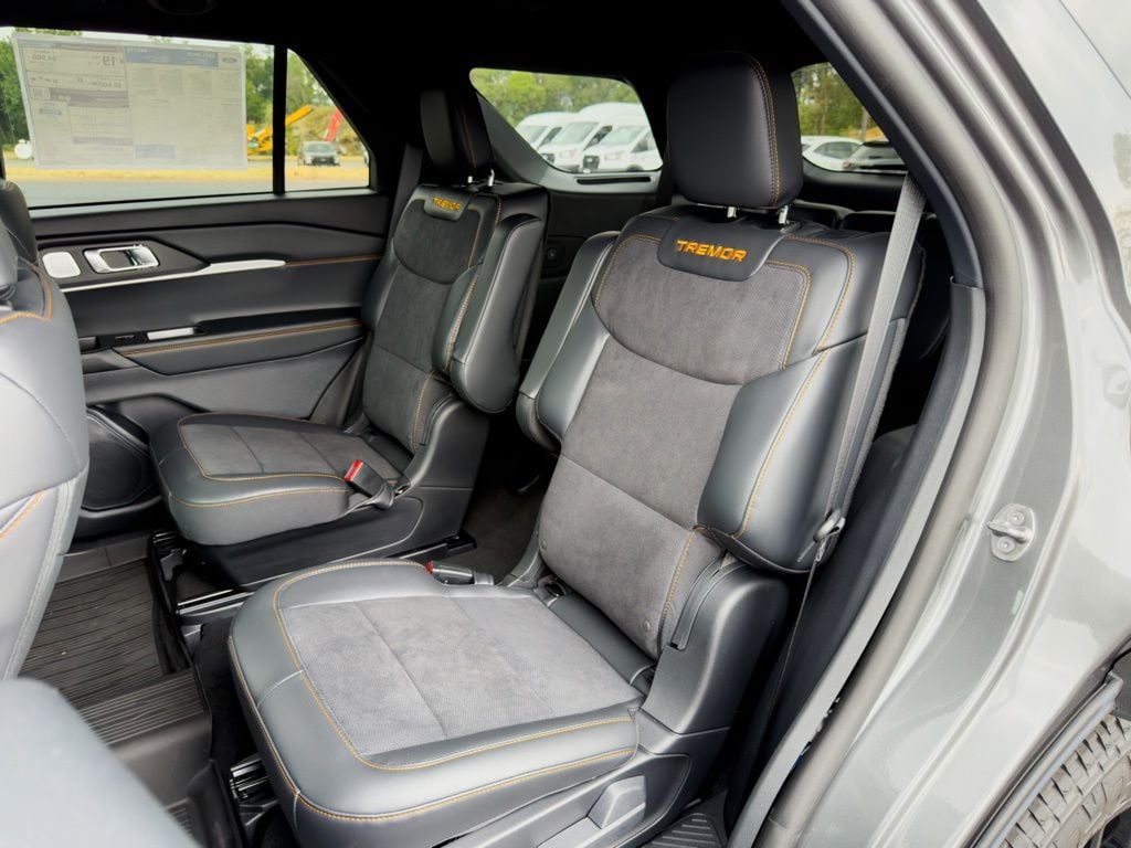 New 2026 Ford Explorer Tremor - photo - 9