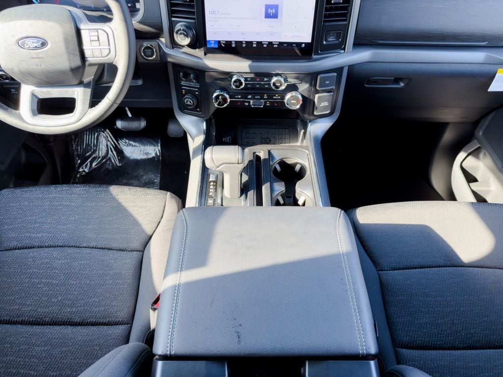 New 2026 Ford F-150 XLT - photo - 11