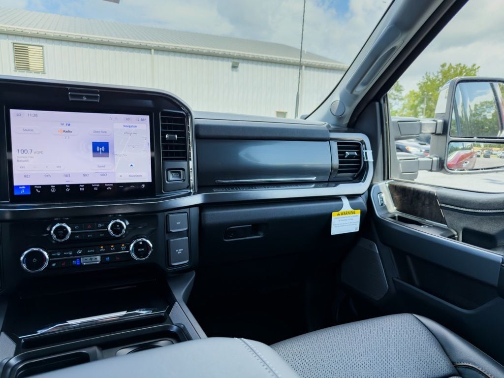 New 2026 Ford F-250SD Lariat - photo - 17