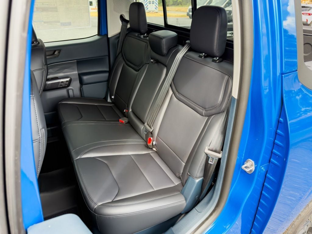 New 2026 Ford Maverick Lariat - photo - 7