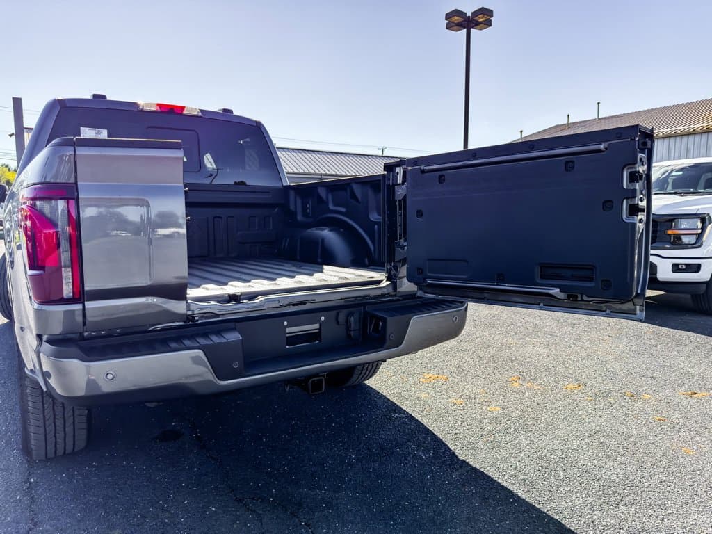 New 2026 Ford F-150 Platinum - photo - 10