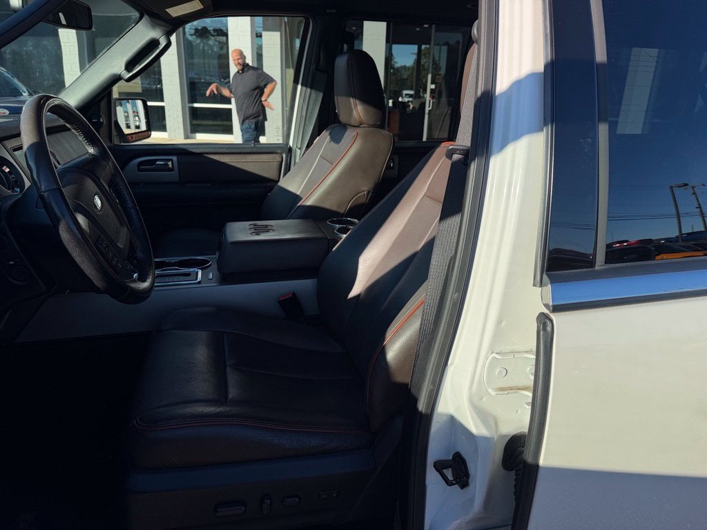 Pre-Owned 2017 Ford Expedition EL King Ranch - photo - 11