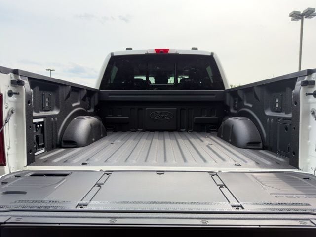 New 2026 Ford F-150 Platinum - photo - 8