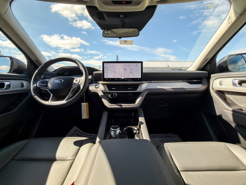 New 2026 Ford Explorer Active - photo - 19