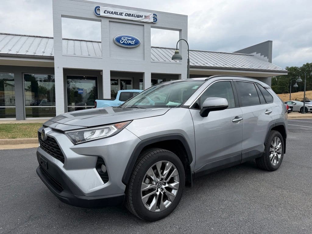 Pre-Owned 2020 Toyota RAV4 XLE Premium - photo - 0
