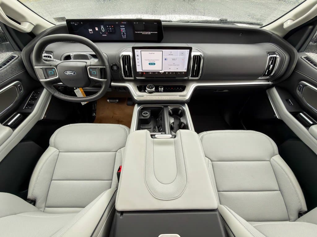 New 2027 Ford Expedition Platinum - photo - 15