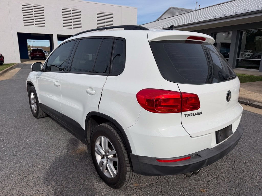 Pre-Owned 2017 Volkswagen Tiguan 2.0T - photo - 2
