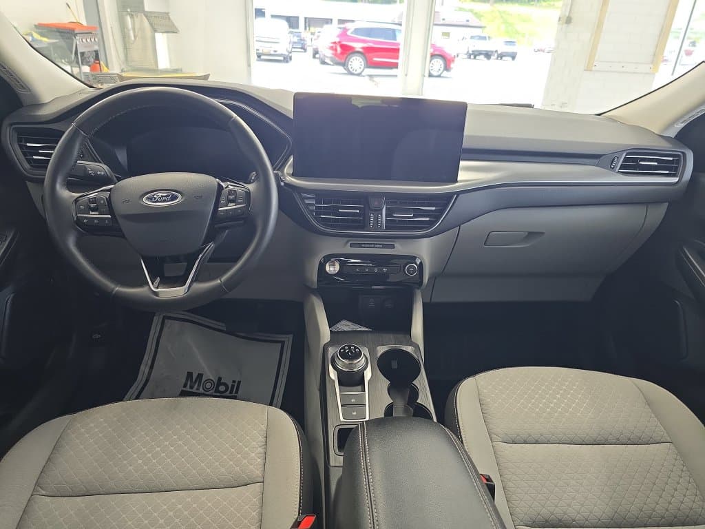 Pre-Owned 2023 Ford Escape Active - photo - 10