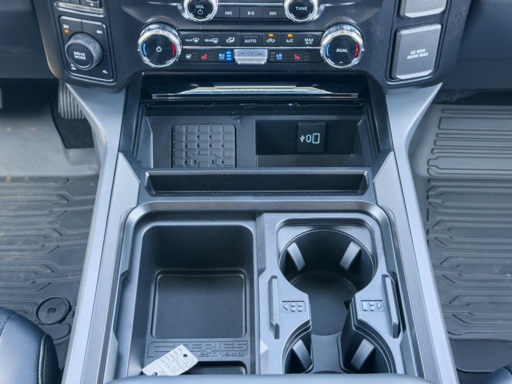 New 2026 Ford F-250SD Lariat - photo - 13