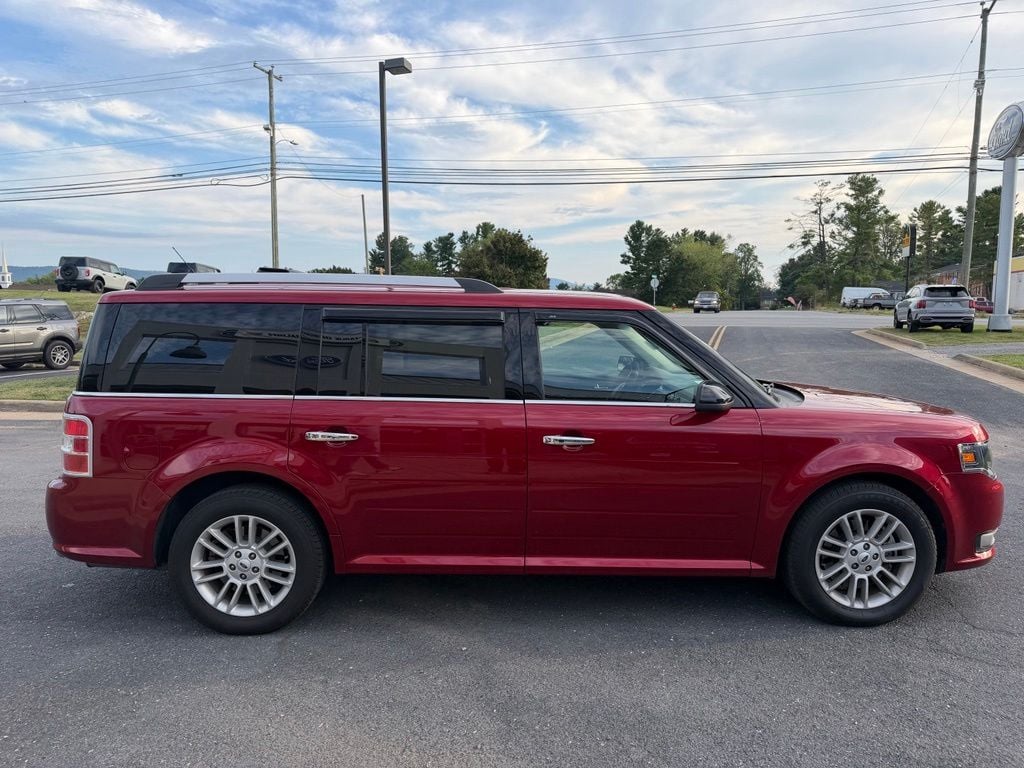 Pre-Owned 2019 Ford Flex SEL - photo - 5