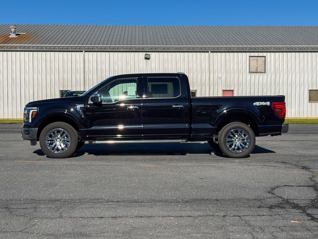 New 2026 Ford F-150 Lariat - photo - 2