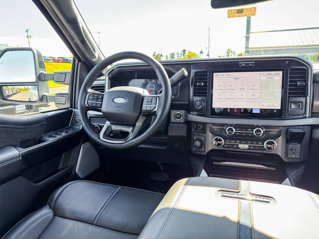 New 2027 Ford F-350SD - photo - 9