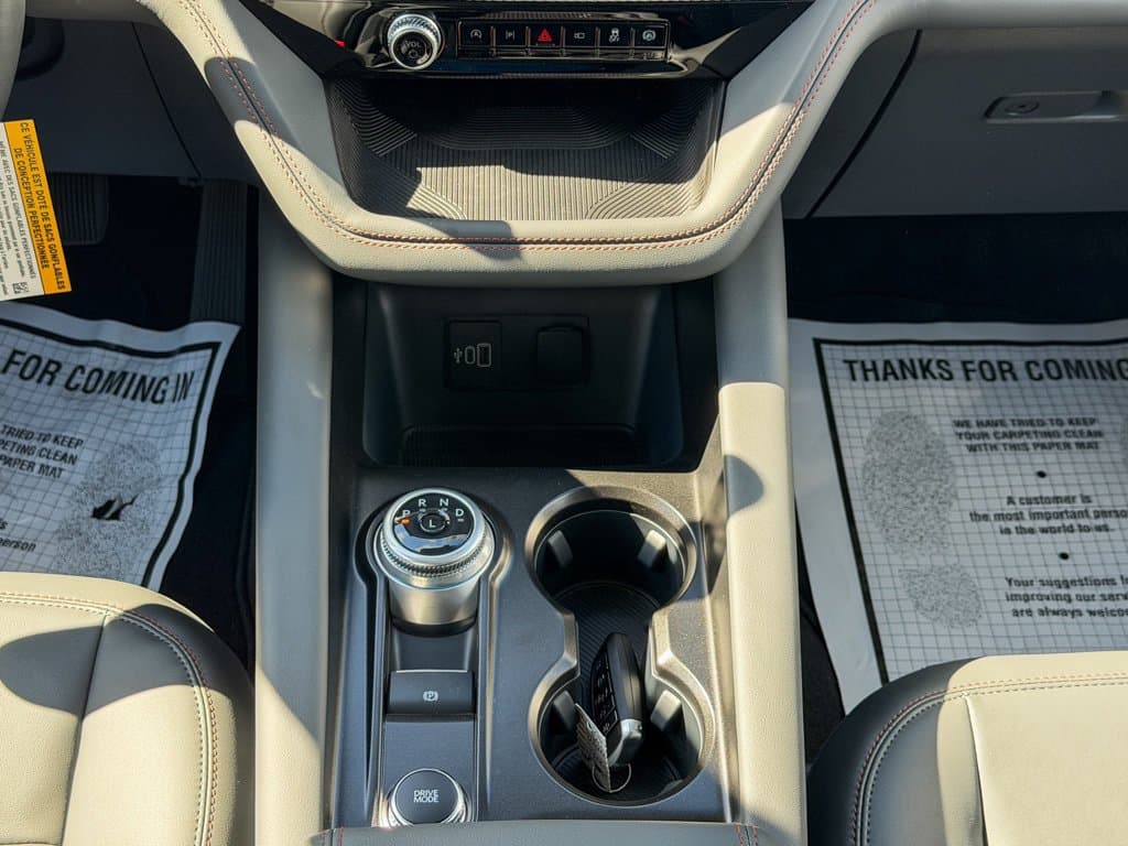New 2026 Ford Explorer Active - photo - 17