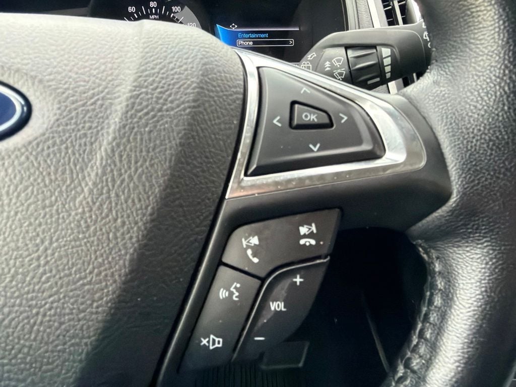 Pre-Owned 2022 Ford Edge SEL - photo - 12