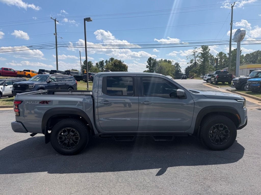 Pre-Owned 2024 Nissan Frontier PRO-4X - photo - 5