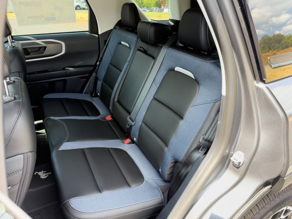 New 2025 Ford Bronco Sport Outer Banks - photo - 9