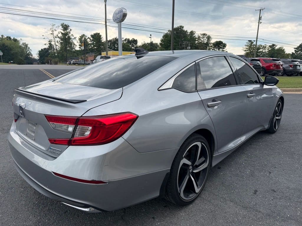 Pre-Owned 2022 Honda Accord Hybrid Sport - photo - 4