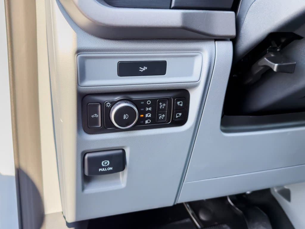 New 2026 Ford F-150 XLT - photo - 8