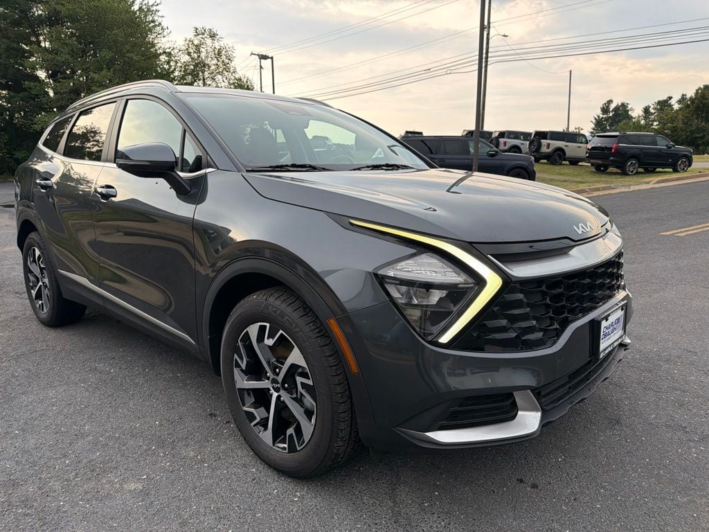 Pre-Owned 2023 Kia Sportage Hybrid EX - photo - 6