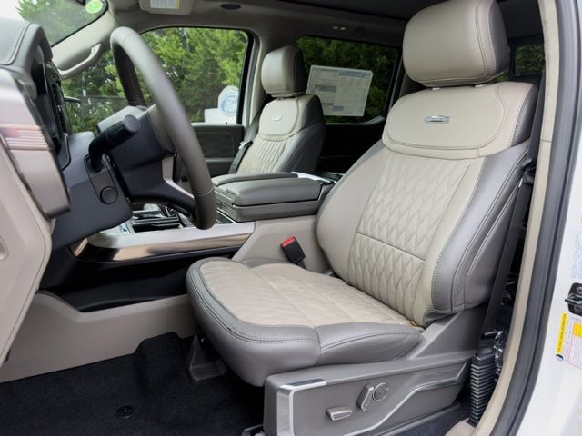 New 2026 Ford F-150 Platinum - photo - 11