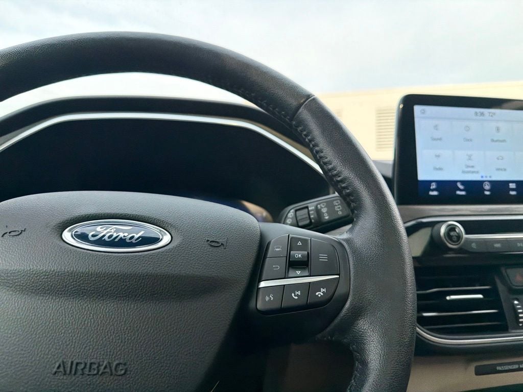 Pre-Owned 2020 Ford Escape Titanium - photo - 13