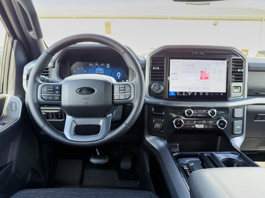 New 2026 Ford F-150 XLT - photo - 9
