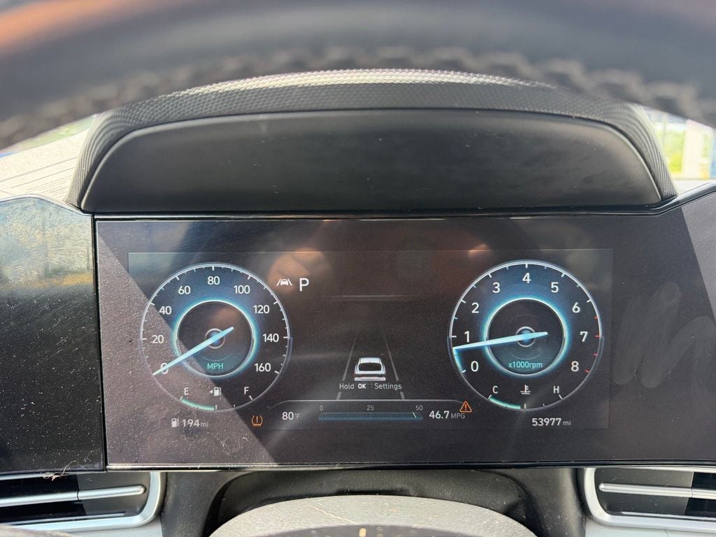 Pre-Owned 2023 Hyundai Elantra Limited - photo - 10