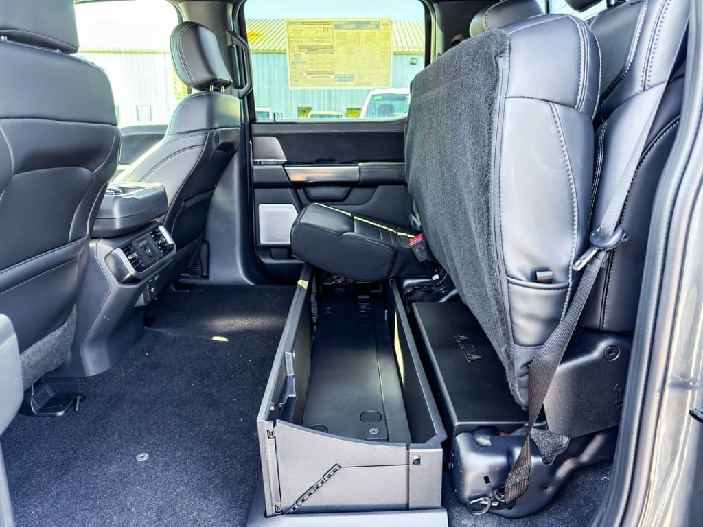 New 2026 Ford F-150 Platinum - photo - 13