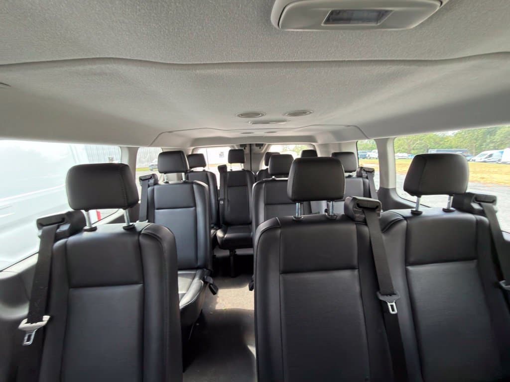 New 2025 Ford Transit-350 XL - photo - 9
