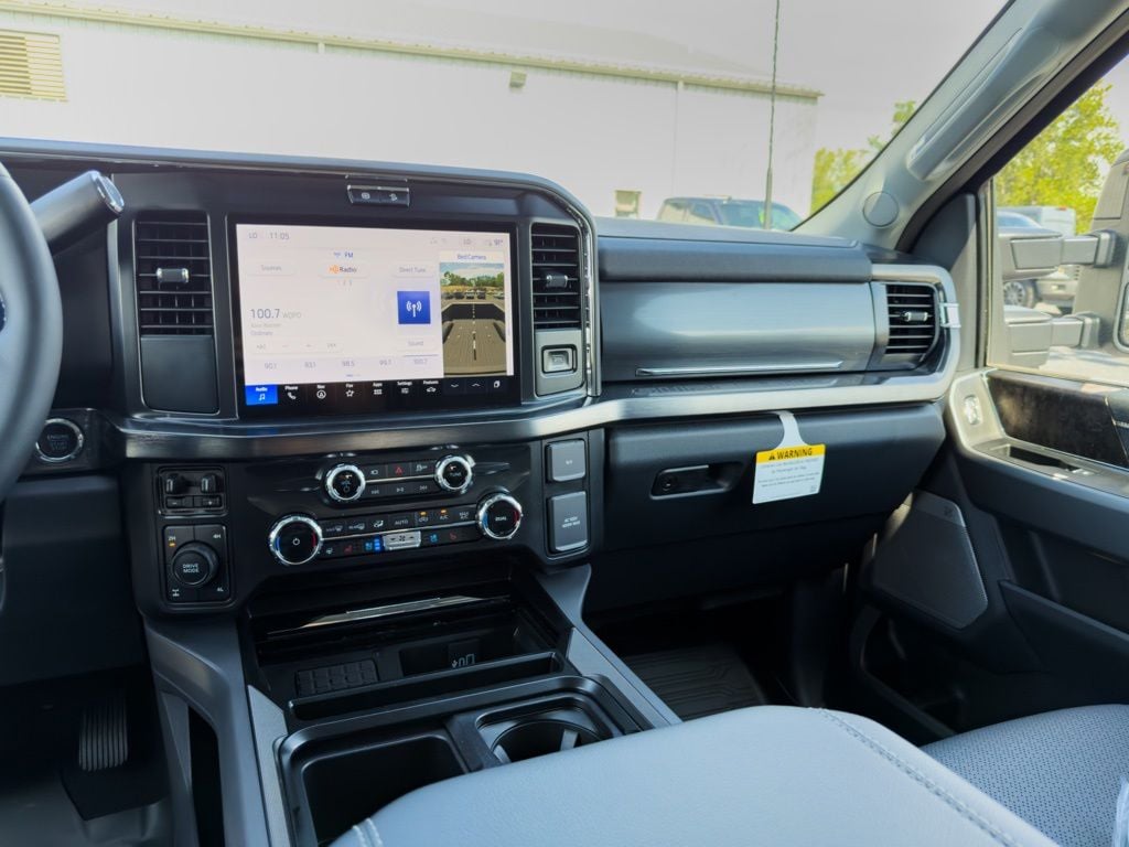 New 2026 Ford F-250SD Lariat - photo - 12