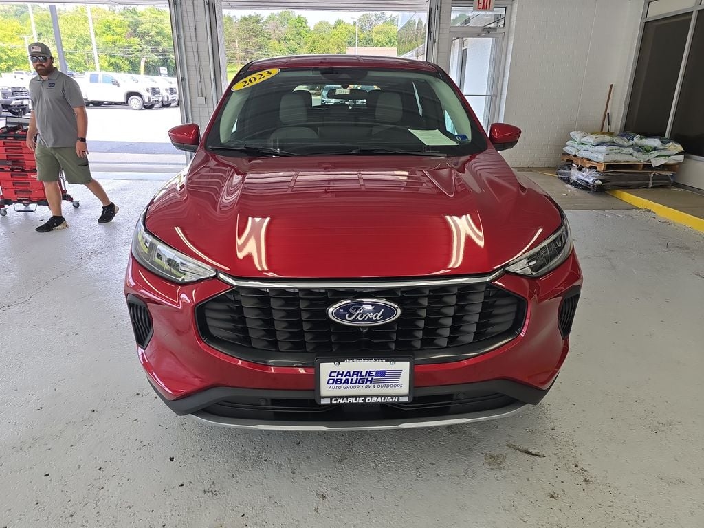 Pre-Owned 2023 Ford Escape Active - photo - 7