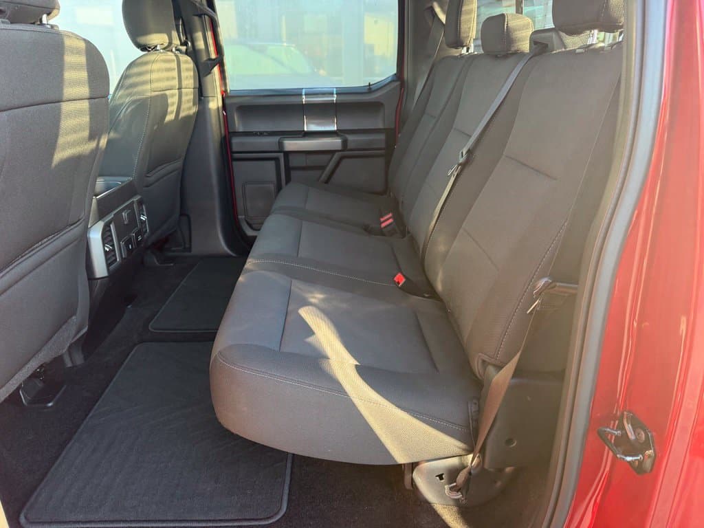 Pre-Owned 2018 Ford F-150 XLT - photo - 7