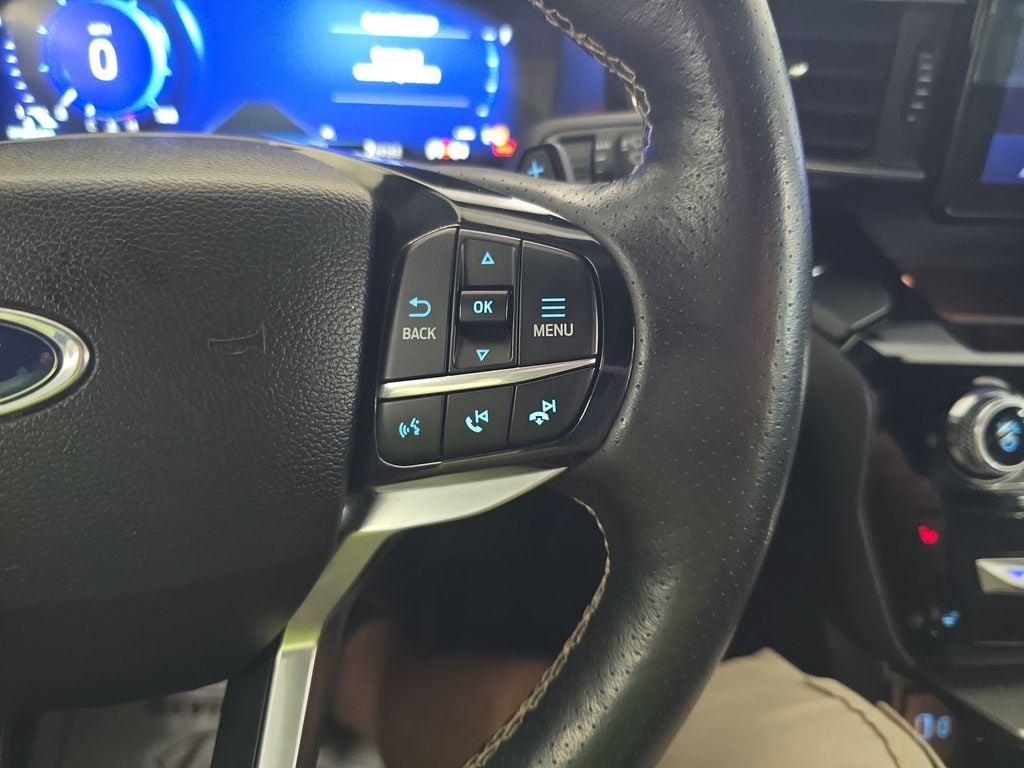 Pre-Owned 2023 Ford Explorer ST - photo - 17
