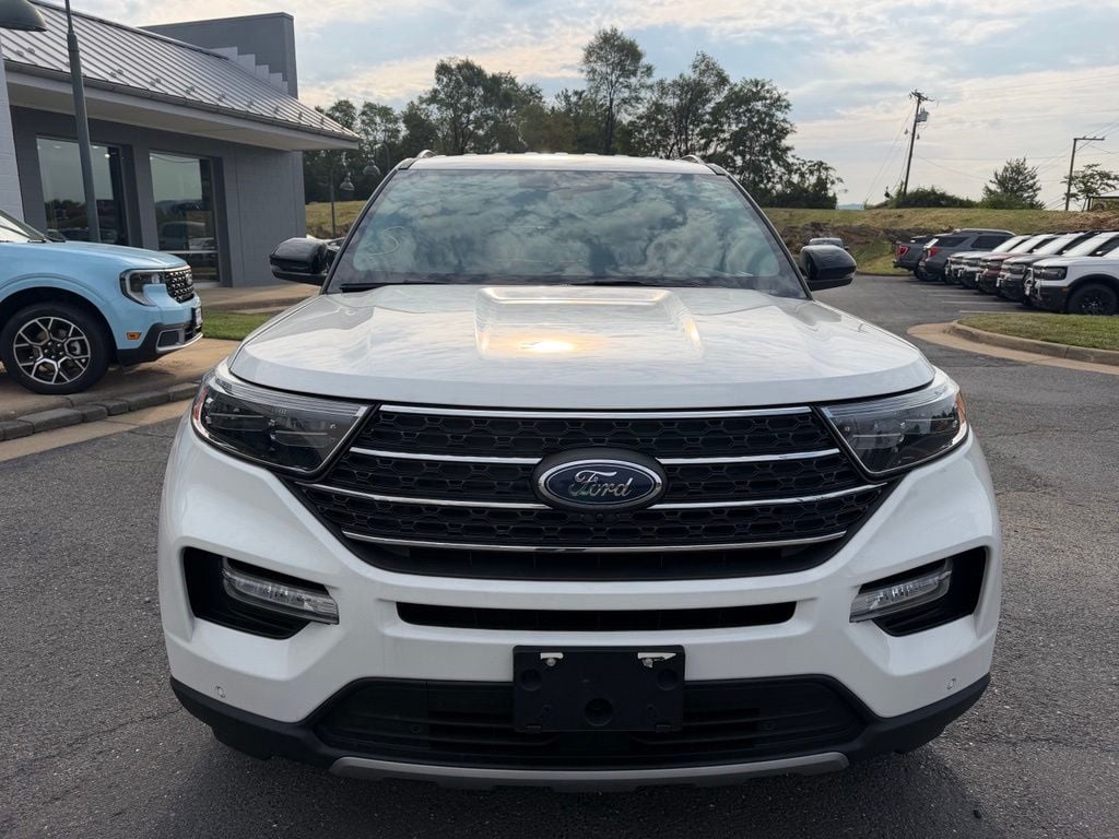 Pre-Owned 2022 Ford Explorer XLT - photo - 7