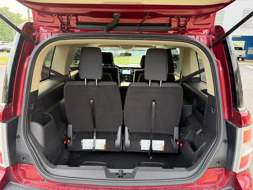 Pre-Owned 2019 Ford Flex SEL - photo - 9