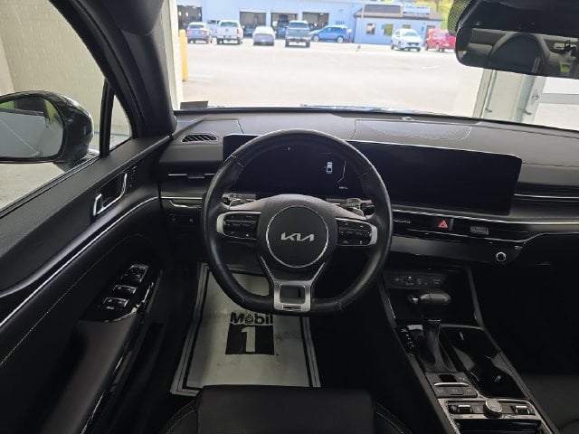 Pre-Owned 2025 Kia K5 GT - photo - 11