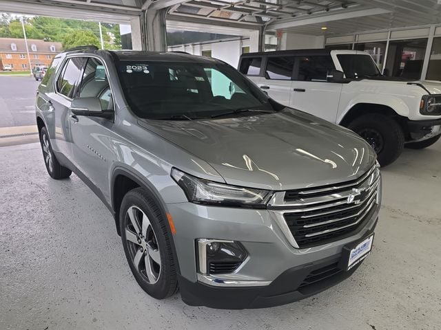 Pre-Owned 2023 Chevrolet Traverse LT Leather - photo - 6