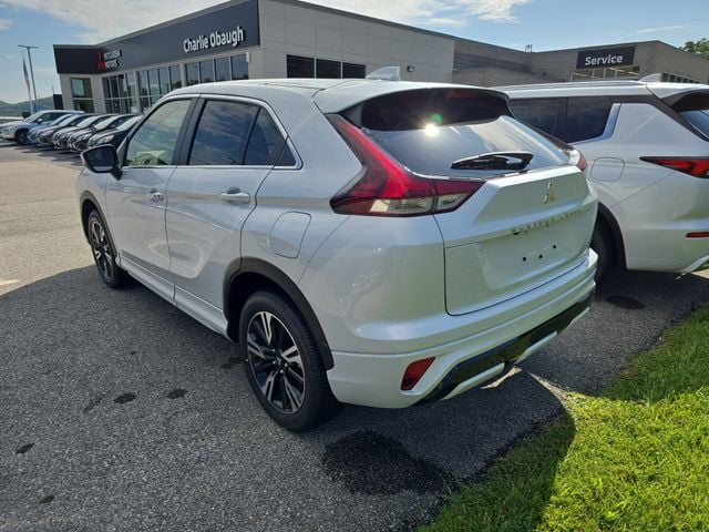 Pre-Owned 2025 Mitsubishi Eclipse Cross SEL - photo - 2
