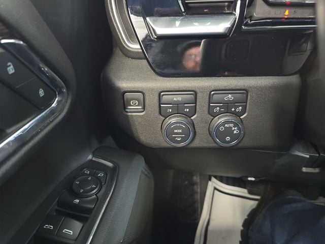 Pre-Owned 2023 Chevrolet Silverado 1500 LT - photo - 19
