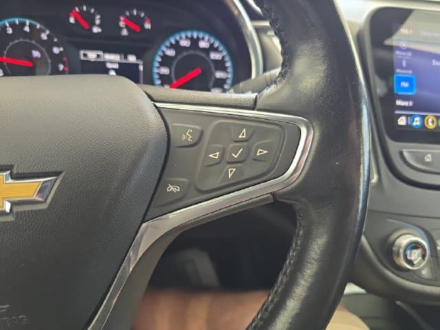 Pre-Owned 2021 Chevrolet Malibu LT - photo - 17