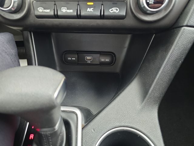 Pre-Owned 2020 Kia Sportage LX - photo - 20