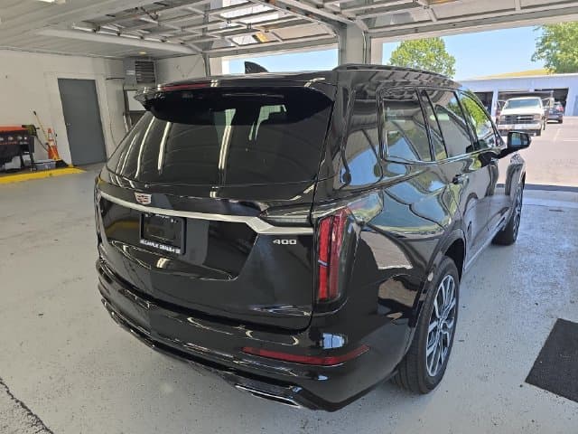Pre-Owned 2024 Cadillac XT6 Sport - photo - 4
