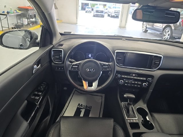 Pre-Owned 2021 Kia Sportage EX - photo - 11